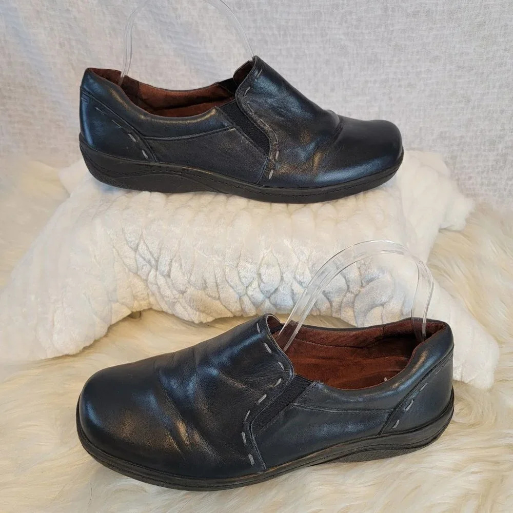 Naturalizer Womens Navy Blue Slip On Loafer Leather Shoes Mansel style Sz 8.5